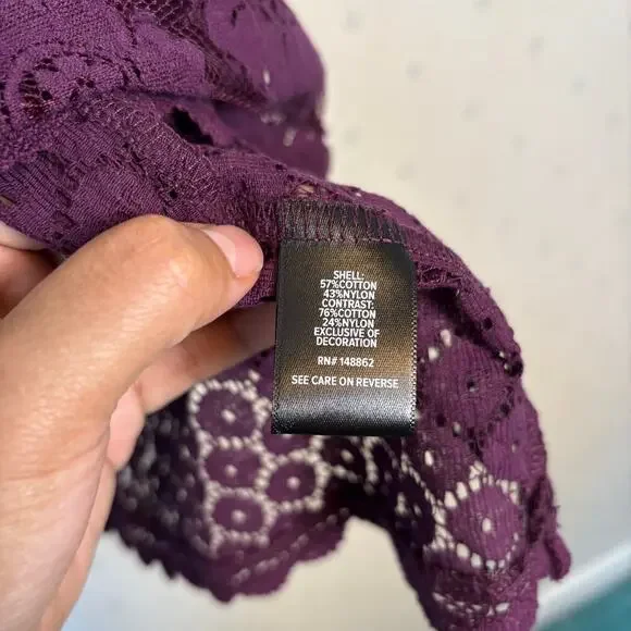 Torrid Lace Mix Long Sleeve Blouse Size 3X Purple Winter Bloom Whimsygoth NWT - Picture 10 of 11